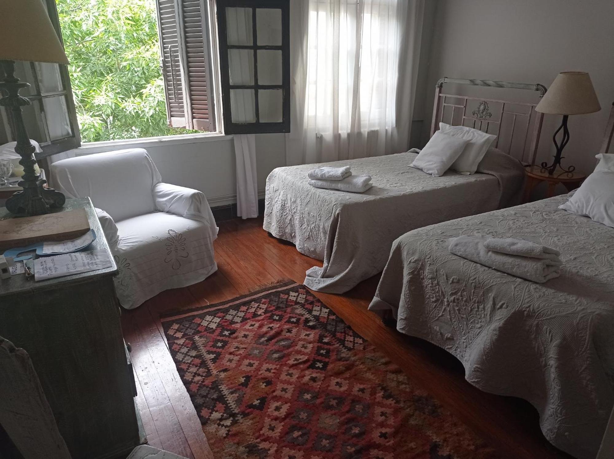 Casona De Estilo Ingles * Montevideu